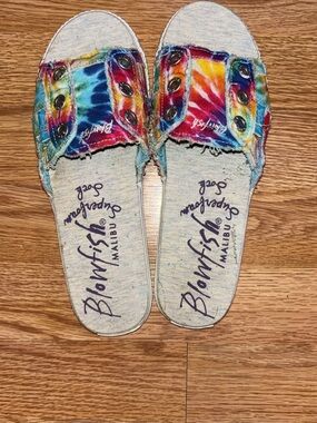 Blowfish Tie-Dye Slide Mules in Rainbow